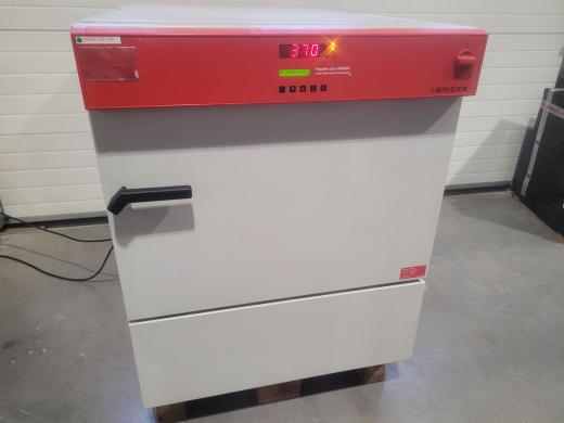 BINDER KB-115 refrigerated incubator / drying oven with forced convection 100°C-cover