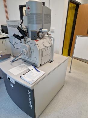 FEI Quanta 3D FEG Scanning Electron Microscope w/ Focused Ion Beam (FIB) Lab-cover