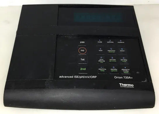 Thermo Scientific Orion 720A+ pH-ISE-ORP Meter with 9106BNWP Electrode and Support Stand
