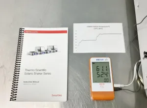 Thermo Scientific Solaris 4000 Benchtop Incubated Shaker with Digital Control and 1-inch Orbit, 8 of 12