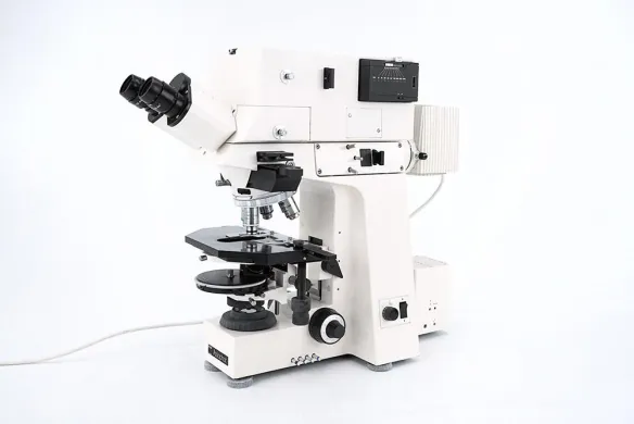 Zeiss Axiophot Fluorescence and Phase-Contrast Microscope with 2.5x, 10x, 20x, 100x Objectives