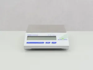 Mettler PB3002 Precision Analytical Balance for Laboratory Weighing, 2 of 3