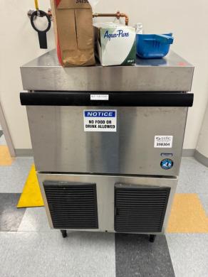 Hoshizaki F-330BAH Commercial Crescent Ice Maker with Stainless Steel Exterior-cover