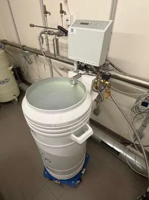 SINTESY DEWAR SMARTLINE.G.NC.100 Cryogenic Liquid Nitrogen Storage and Preservation System