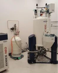Bruker AVANCE NEO 600, 3 of 4