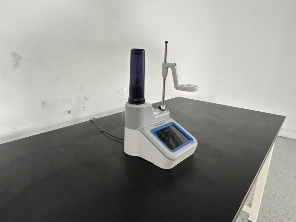 Thermo Scientific OrionStar T910 Automated pH Titrator with Touchscreen Interface