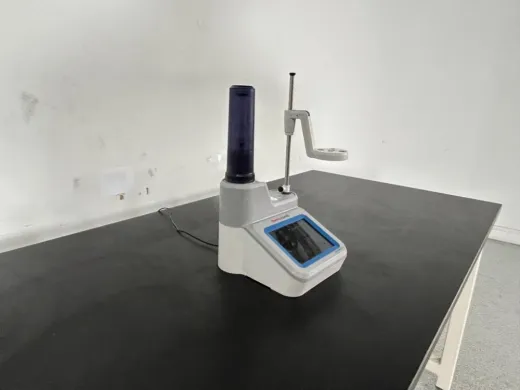 Thermo Scientific OrionStar T910 Automated pH Titrator with Touchscreen Interface