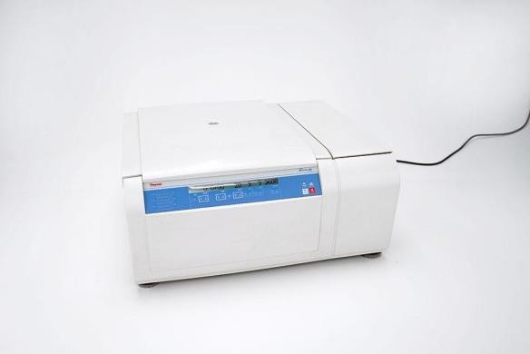 Thermo Scientific Legend XTR Megafuge Multifuge X3R ST 40R Refrigerated Centrifuge with BioLiner Rotor-cover