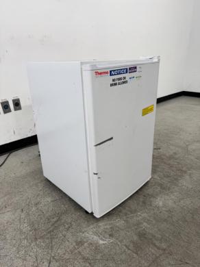 Thermo Scientific Undercounter Freezer for Laboratory Sample Storage-cover