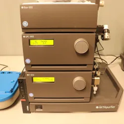 GE Healthcare AKTA FPLC Purifier 10 System with Frac-950 Fraction Collector and UPC 10 Controller, 2 of 17