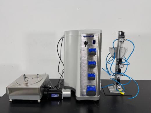 Eppendorf BioFlo 320 Benchtop Bioreactor for Controlled Cell Culture and Fermentation-cover