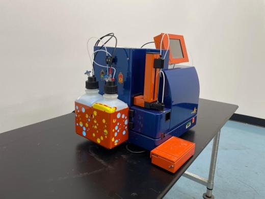 Miltenyi Biotec autoMACS Pro Separator Automated Magnetic Cell Separator with Integrated Touchscreen-cover
