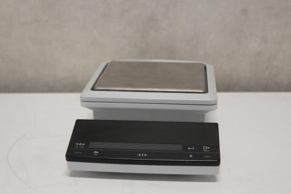 Mettler Toledo PR8002 Precision Balance-cover