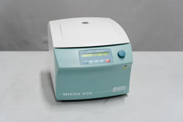 Hettich Mikro 200 Microcentrifuge for Small Tube Separation