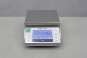 Mettler Toledo XS4001S Precision Analytical Balance, 3 of 3