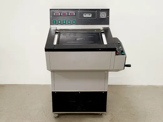 Bright Instrument SC12CL 5030 Cryostat Microtome for Precision Tissue Sectioning