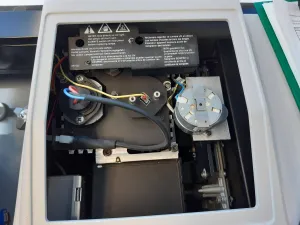 Varian Cary 300 Bio UV-Vis Spectrophotometer with SPS 3, 3 of 6