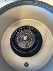 Eppendorf 5702 RH Refrigerated Centrifuges, 2 of 3