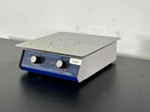 Barnstead Labline Orbital Shaker with Adjustable Speed and Timer Controls, 3 of 4