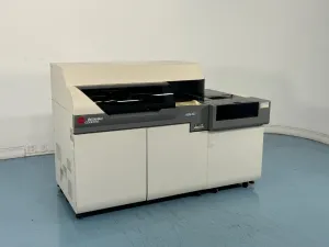 Beckman Coulter AU680 Automated Clinical Chemistry Analyzer, 2 of 4