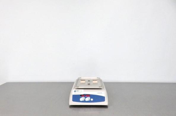 VWR Microplate Shaker with Brushless DC Motor, 3mm and 15mm Orbital Options-cover