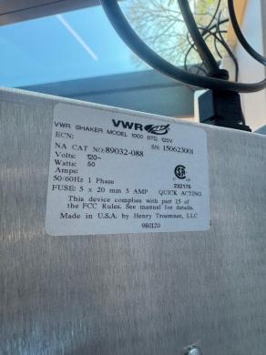 VWR Standard Analog Shaker-cover