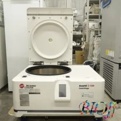 Beckman Avanti J-15R Benchtop Centrifuge with JS-4.750 Swing-Out Rotor B99514, 4 of 15