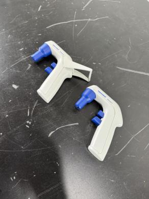 Eppendorf Easypet 3 Electronic Pipette Controller for Precise Liquid Handling-cover