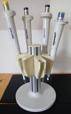Eppendorf Pipettes with Carousel-cover