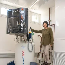 Bruker AVANCE NEO 600, 4 of 4