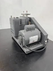 Welch Chemstar C426V1 Laboratory Vacuum Pump with 3/4 HP Motor, 2 of 4