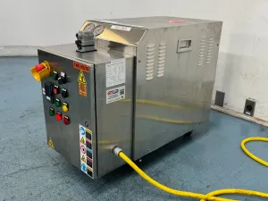 Mokon DT4309AHY01 Industrial Temperature Control Unit with Integrated Control Panel, 2 of 4