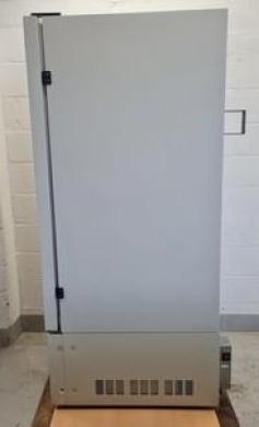 Sanyo Ultra-Low Temperature Freezer MDF-U3086S Lab-cover