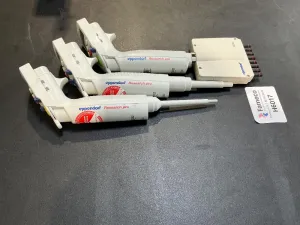 Eppendorf Research Pro Electronic Pipettes with Multi-Channel Multipette Module, 2 of 3