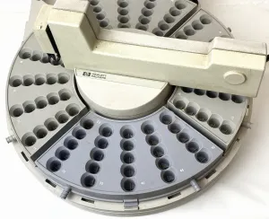 HP 7673C Series Automatic Liquid Sampler Tray Module for Gas Chromatography (100-Place), 2 of 8