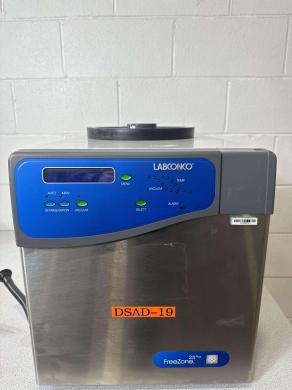 Labconco FreeZone 2.5 Plus Benchtop Lyophilizer with -84°C Collector, 2.5L Capacity-cover
