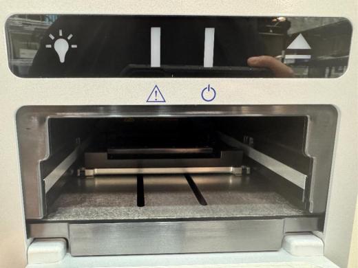Invitrogen AttuneNxT Auto Sampler-cover