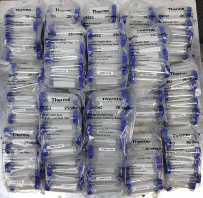 Thermo Scientific Nunc 50mL Sterile Polypropylene Conical Centrifuge Tubes Model 339652-cover