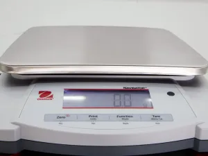 Ohaus NVT2201 Digital Precision Balance for Laboratory Weighing, 3 of 3