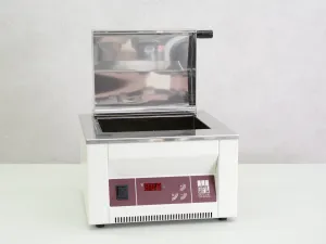 GFL 1002 Laboratory Water Bath for Precise Temperature Control, 2 of 4