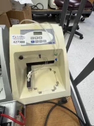 Digene Hybrid Capture System Model 8441-11 for Nucleic Acid Hybridization Detection, 2 of 3