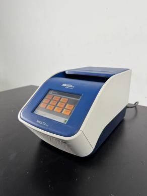 Applied Biosystems Veriti Dx 96 Well Thermal Cycler for PCR and Diagnostic Applications-cover
