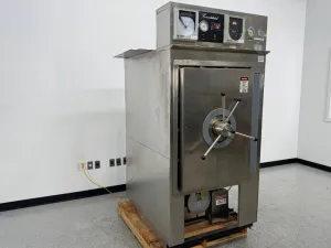 Consolidated Steromaster MKII Vertical Laboratory Autoclave, 2 of 4