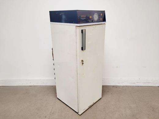 Gallenkamp Cooled Incubator Illuminated-cover