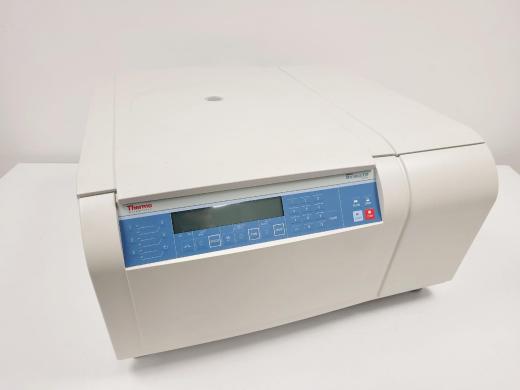 Thermo Fisher Scientific Heraeus X1R Multifuge-cover