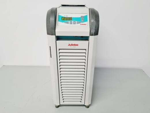 Julabo FL300 Recirculating Chiller for Precise Laboratory Temperature Control-cover