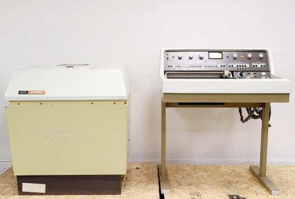 JEOL JNM-PMX60si High-Resolution NMR Spectrometer for Molecular Analysis-cover