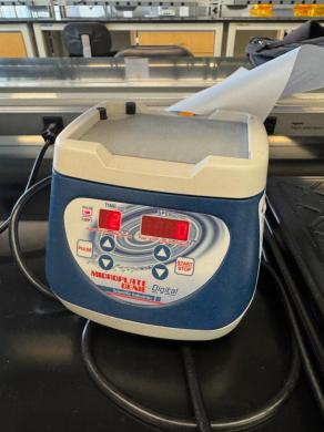 Scientific Industries Microplate Digital Genie Microplate Shaker SI-0400A-cover