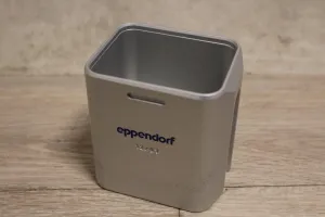 Eppendorf 5810R Refrigerated Centrifuge, 4 of 6