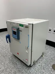 Thermo HeraTherm IGS60 Incubator, 2 of 4